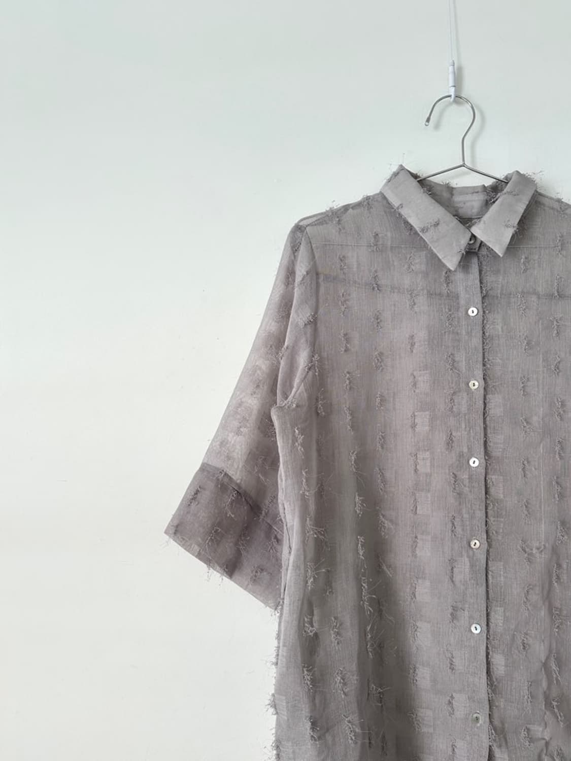Sheer feather collar shirt / grey 상품이미지7
