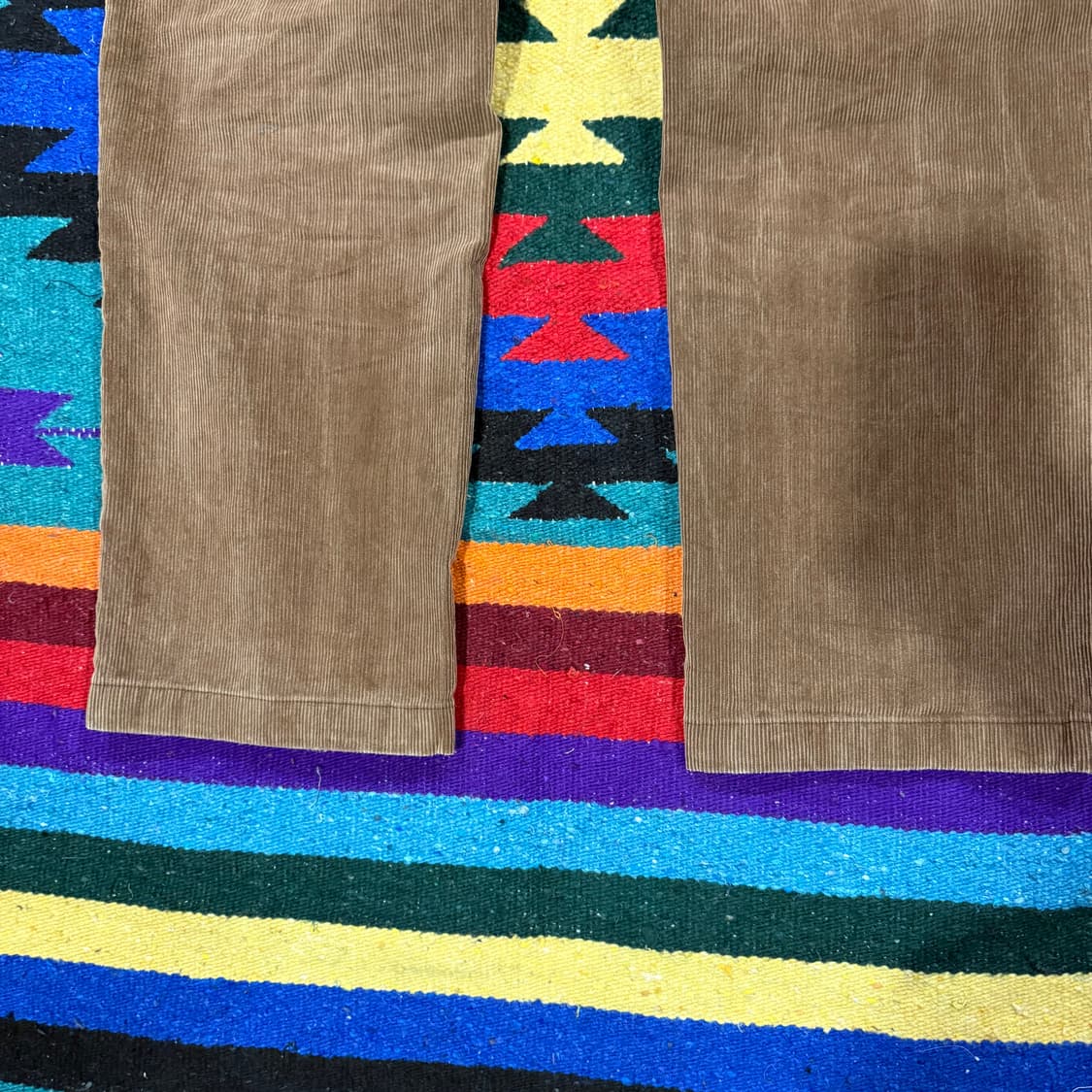 C.P. 컴퍼니 코듀로이 팬츠 35“ 상품이미지6