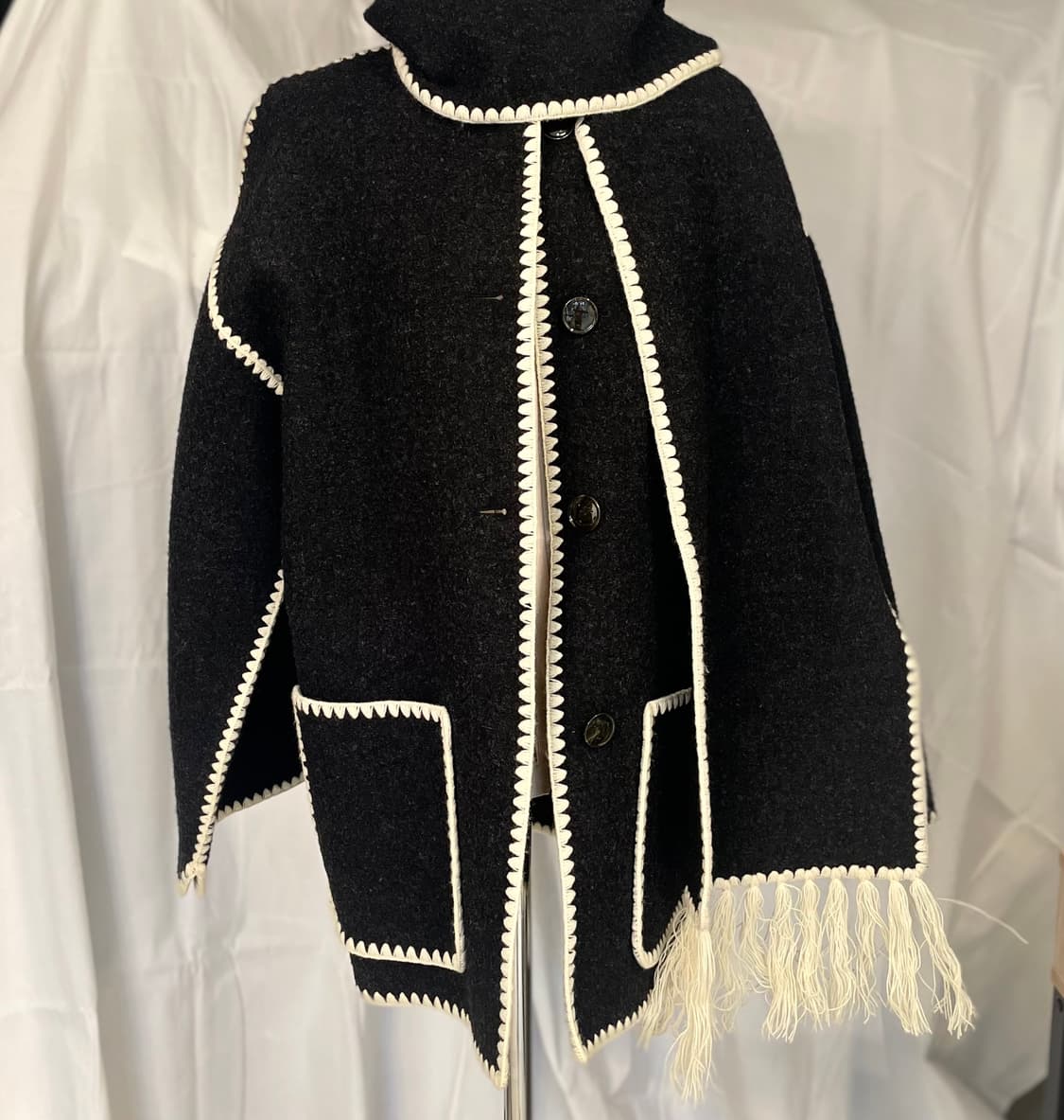 토템 앰브로이더드 스카프재킷 상품이미지4