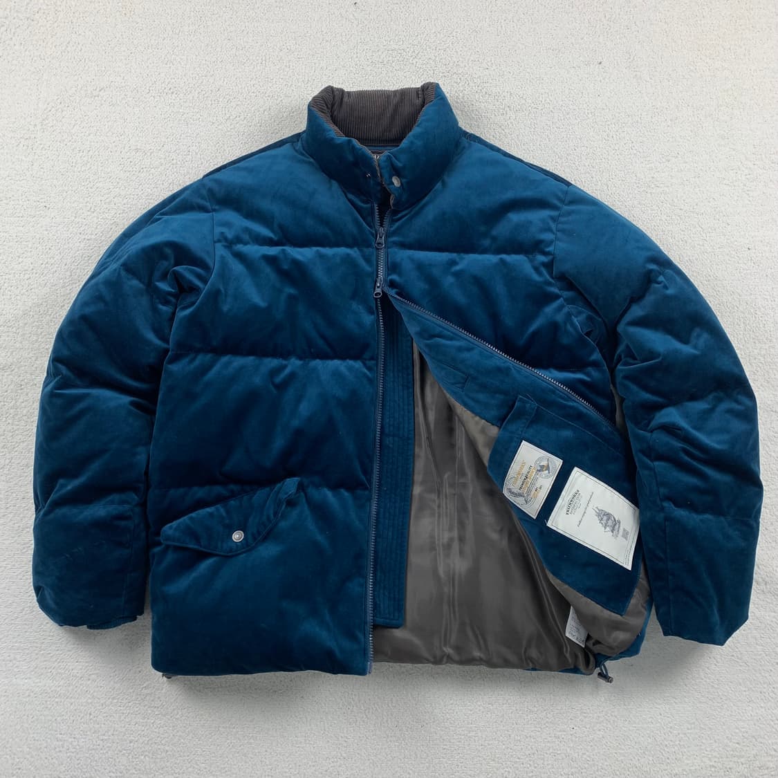 프리즘웍스 블루 벨벳 구스다운 푸퍼 자켓  상품이미지3