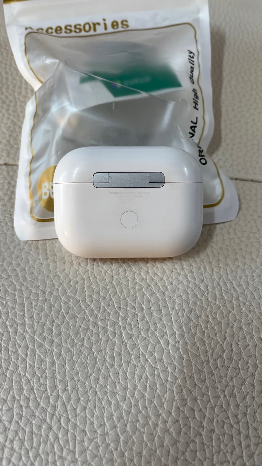 애어팟 프로2세대 본체 상품이미지3