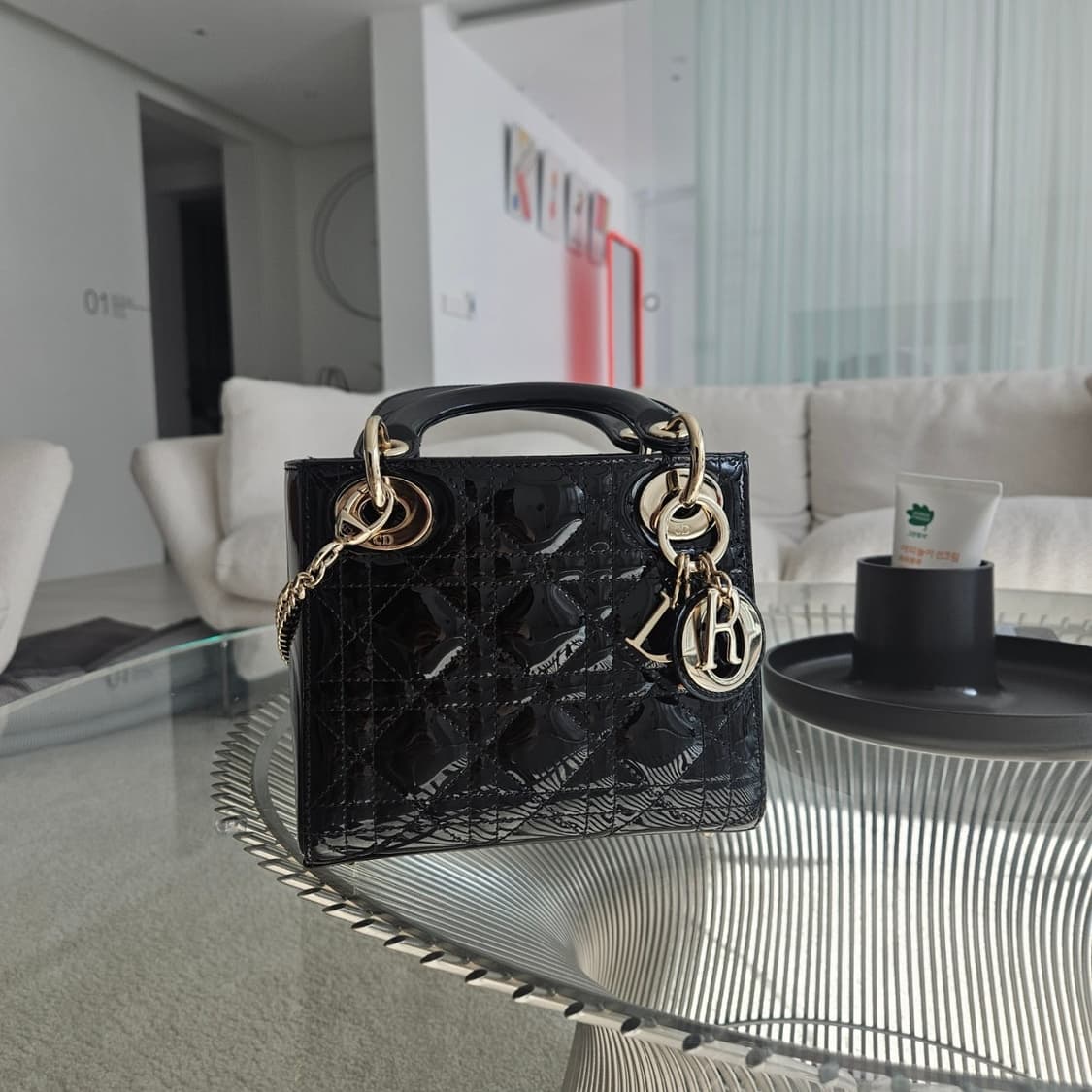 디올 레이디백 페이턴트 미니 상품이미지1