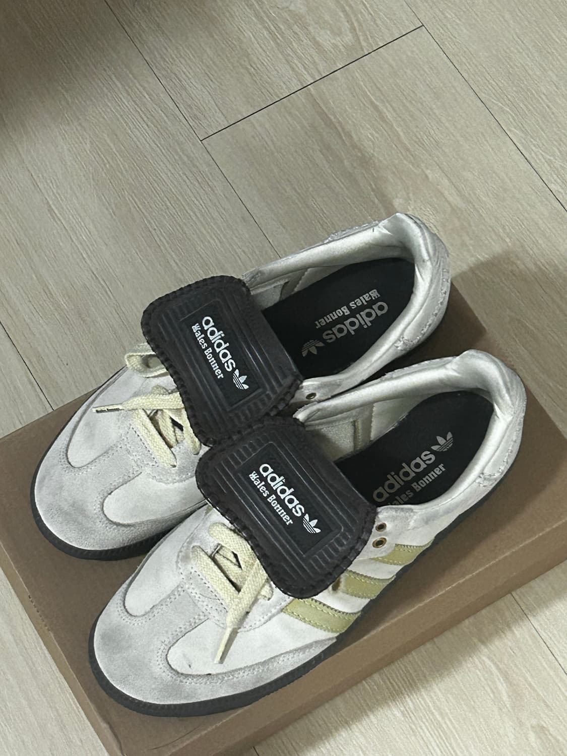 Adidas x Wales Bonner Samba Brown  상품이미지1