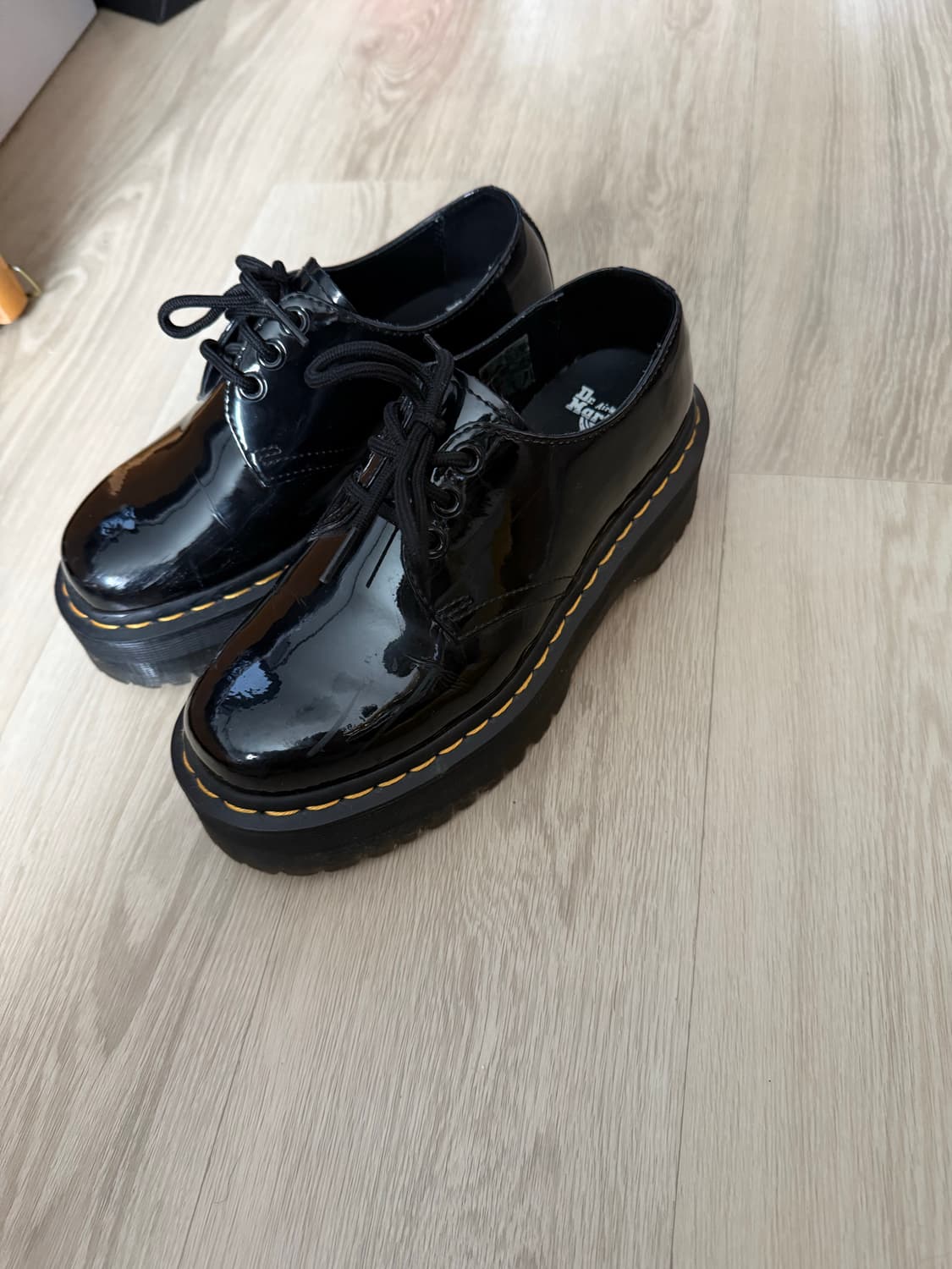 닥터마틴 1461쿼드 230 상품이미지2