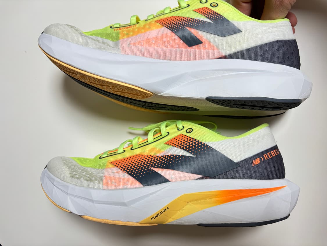 뉴발란스 퓨어셀 레벨 v4(280mm)(발볼D) 판매합니다! 상품이미지3