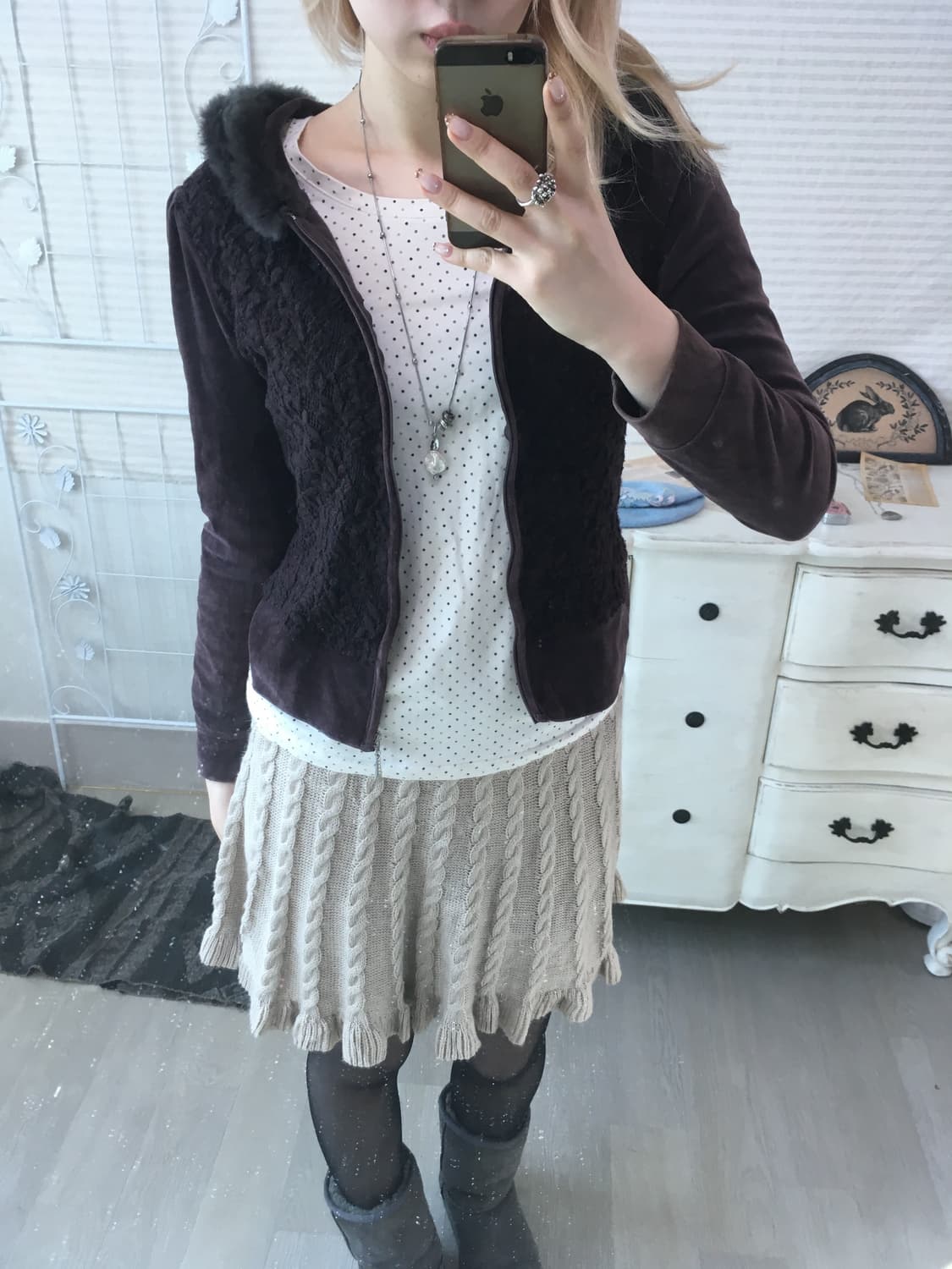 Rosa cherry 로즈브라운 벨루아 레이스 퍼 후드집업 상품이미지4