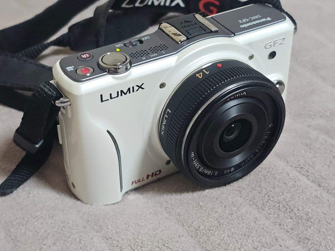 B-Panasonic LUMIX DMC-GF2 미러리스 카메라 상품이미지3
