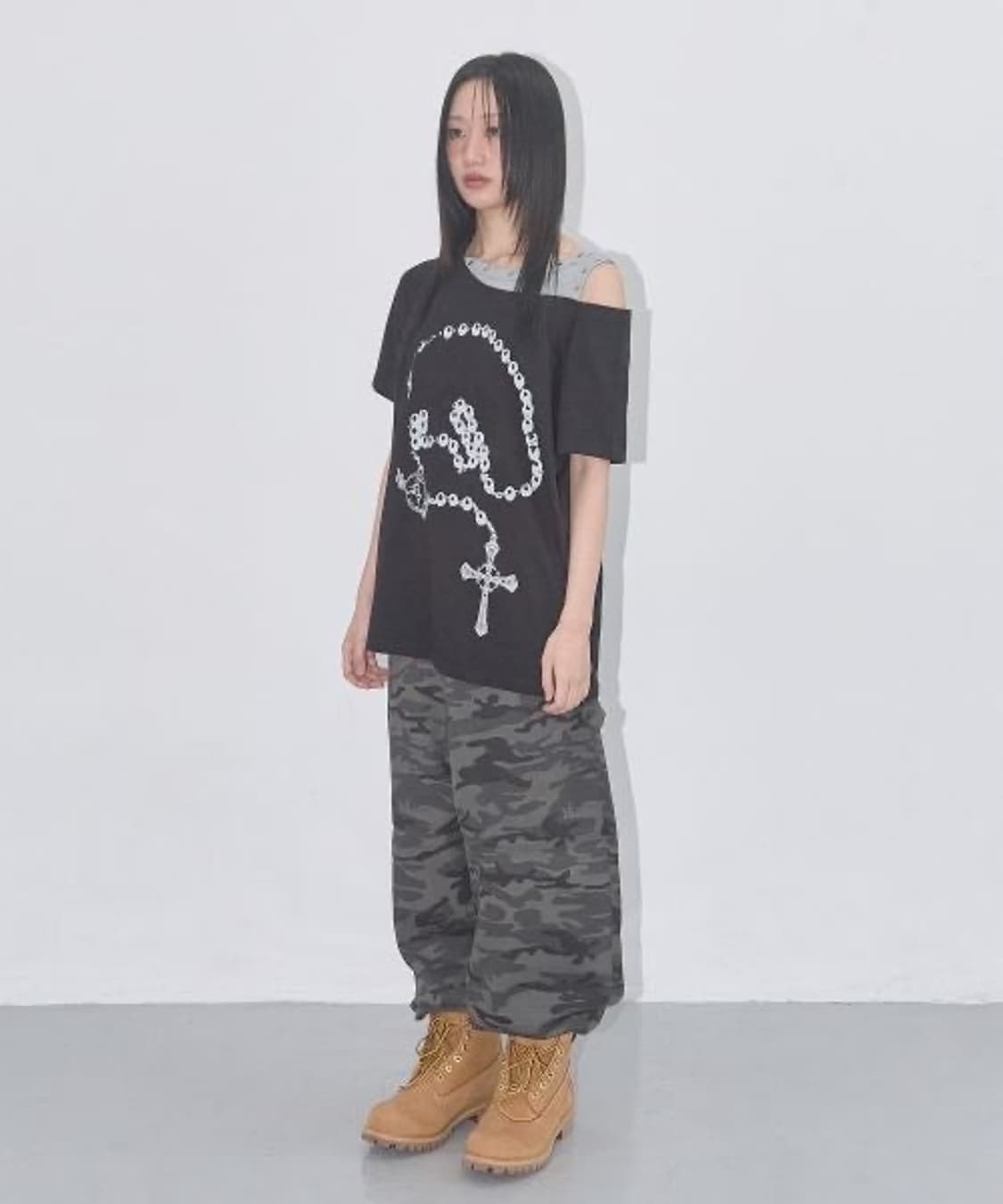 팬시클럽 로저리 노이어티 오프숄더 상품이미지1