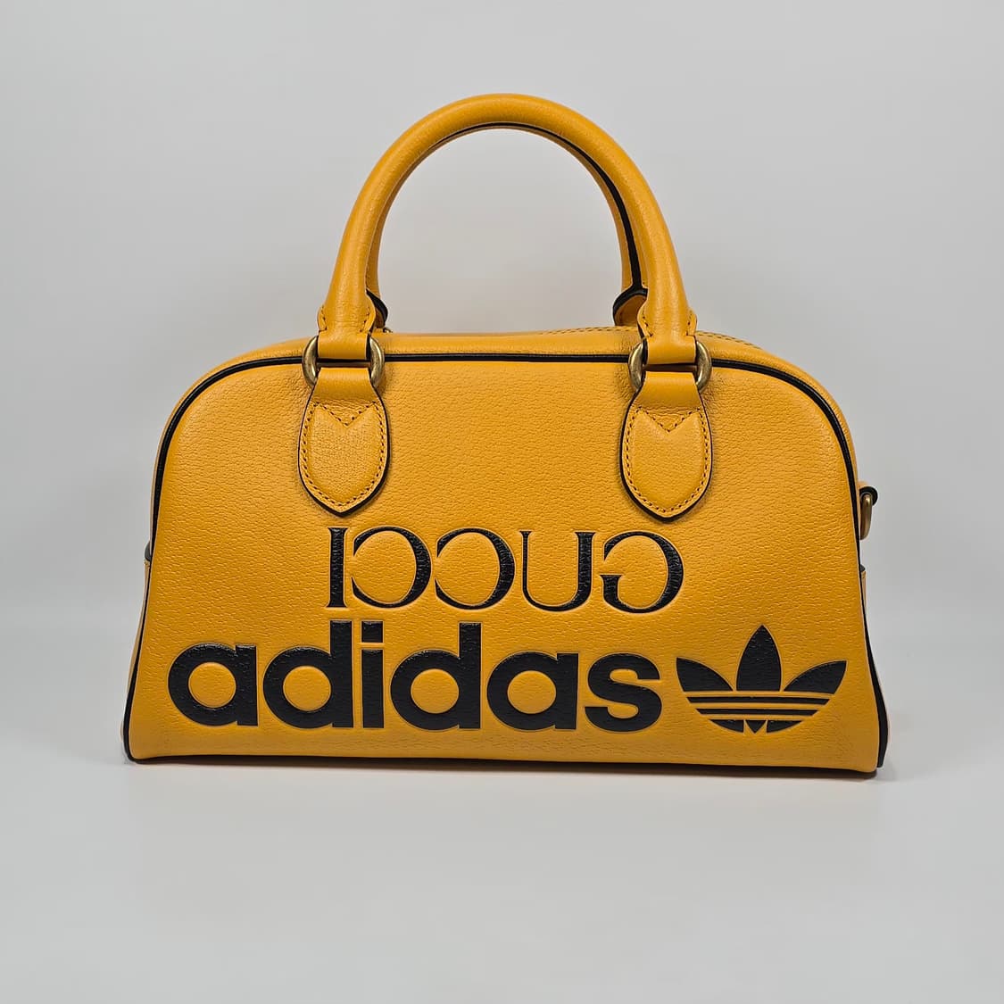 구찌 x 아디다스 미니 더플 백 상품이미지2