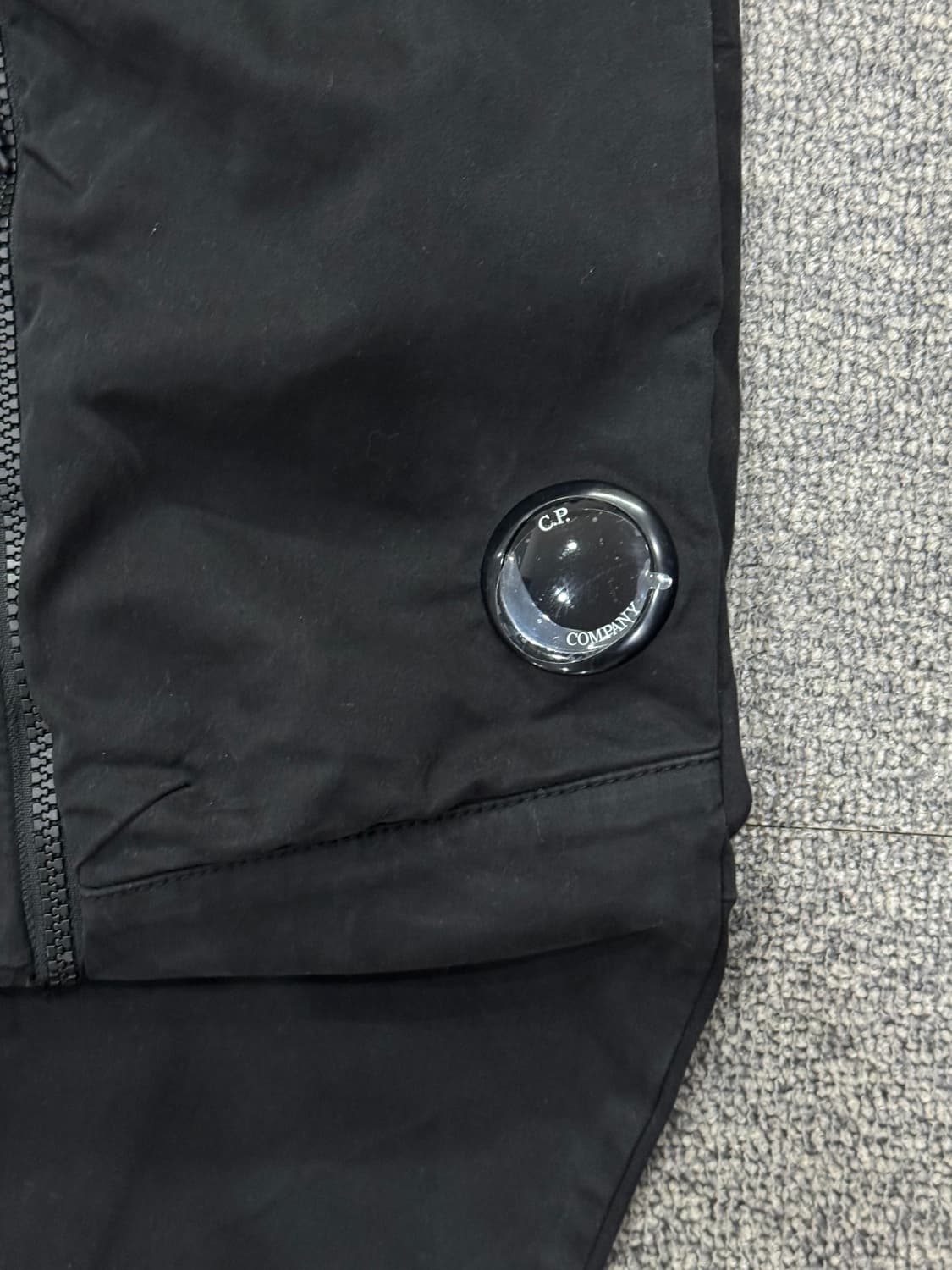 CP company 와펜 카고팬츠 상품이미지4