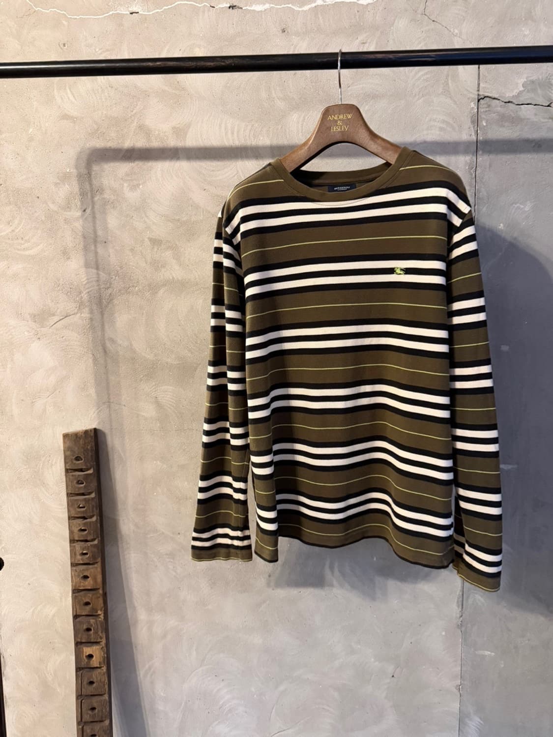 버버리 크루넥 티셔츠 남서 100 상품이미지1