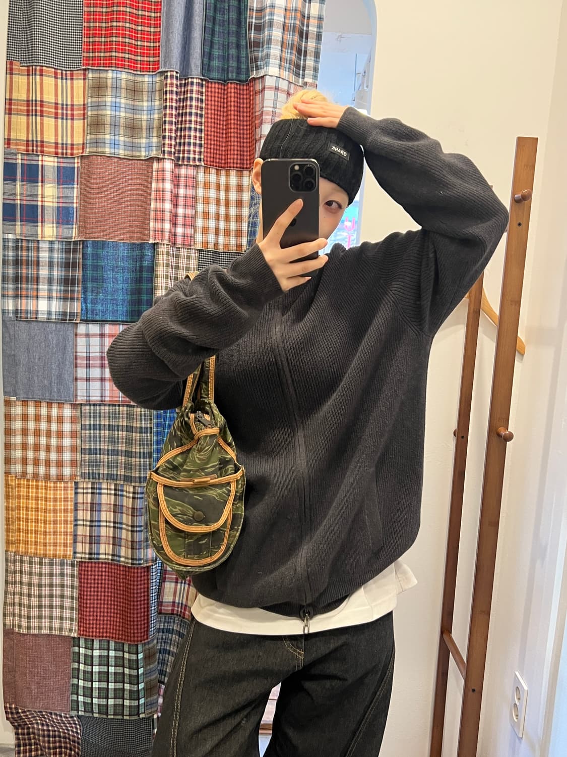 폴로 차콜 니트 집업 상품이미지3