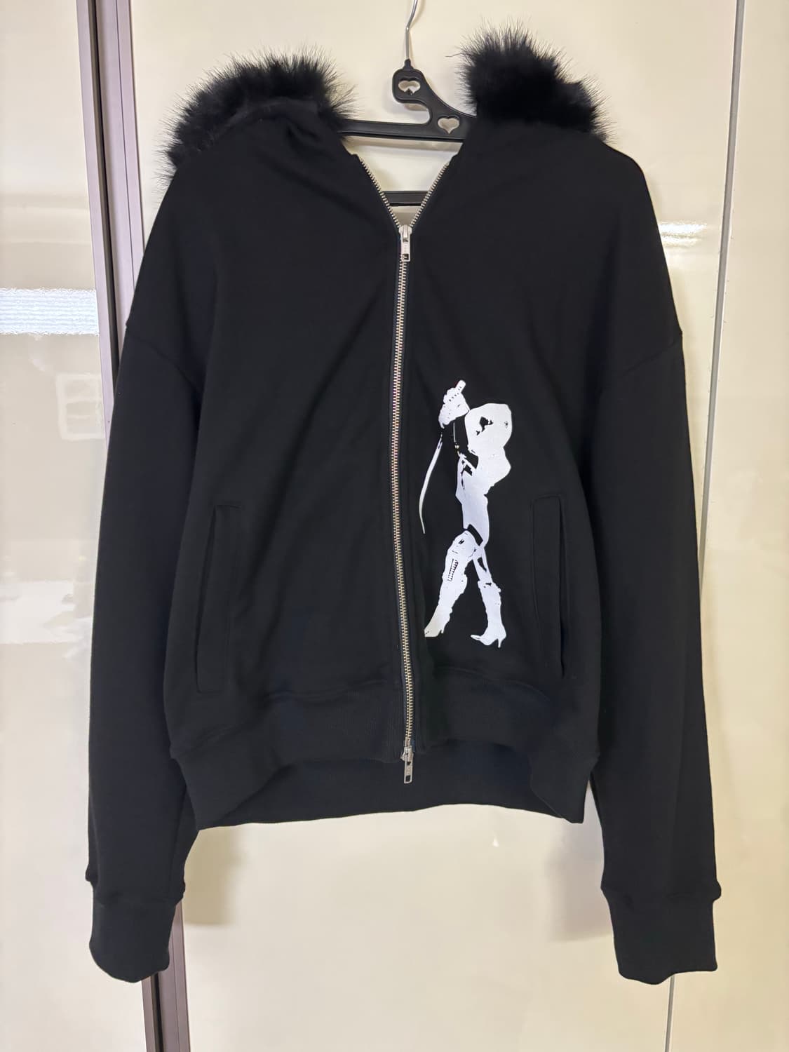 emew 블레이드 퍼 후드집업 상품이미지2
