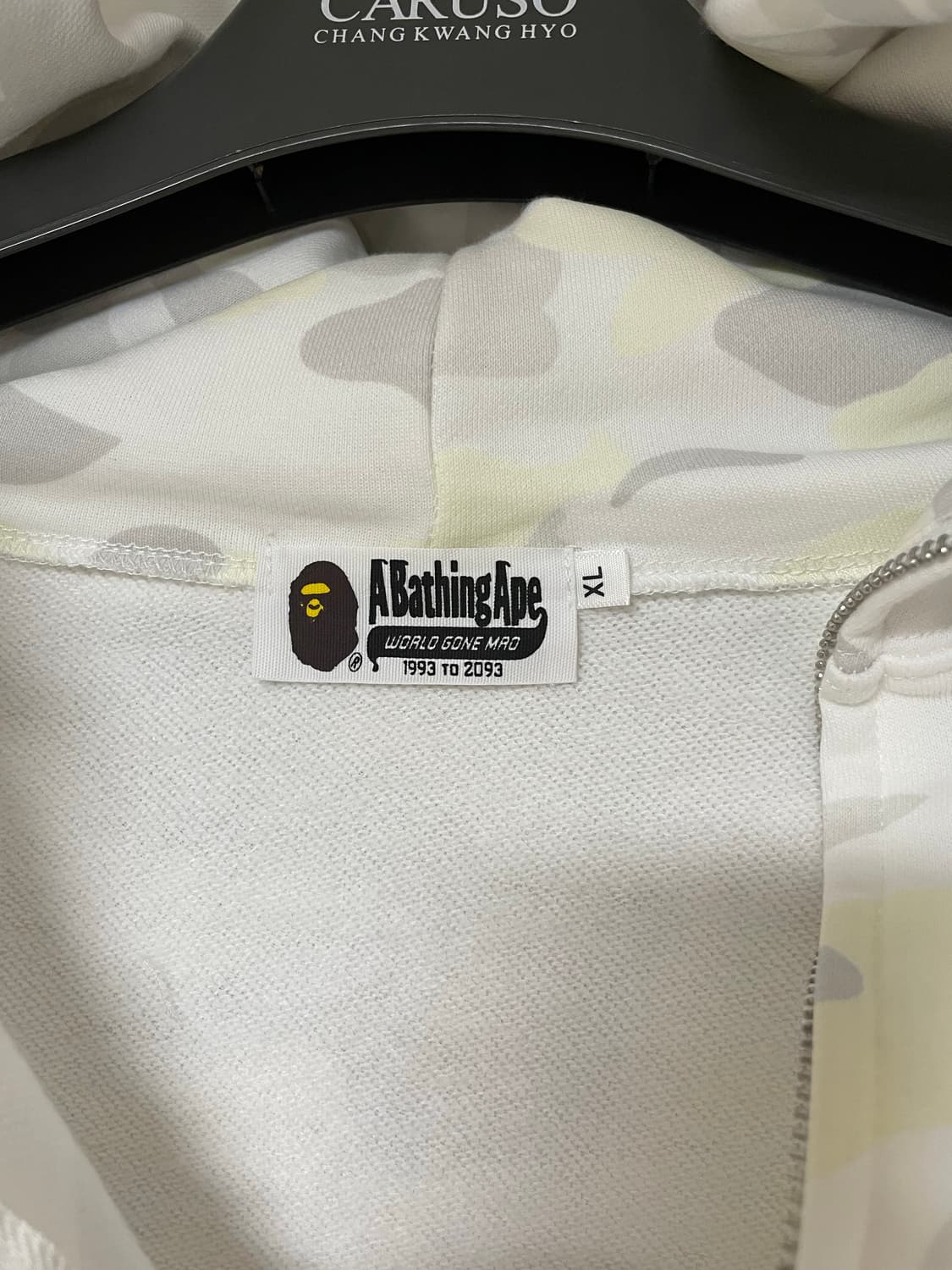 베이프 샤크후드 화이트 상품이미지3