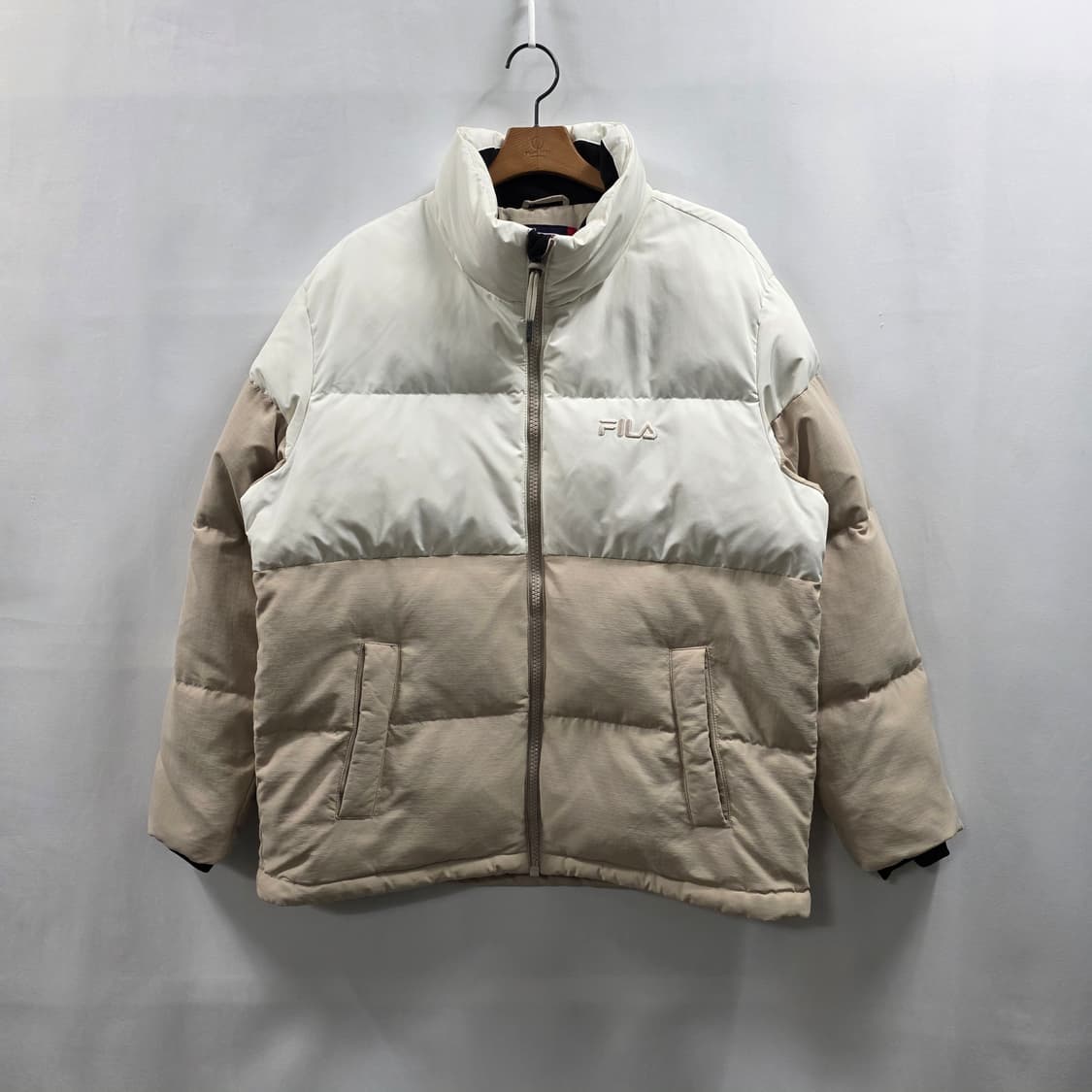 0787 휠라 다운 숏패딩 아이보리 베이지 투톤 100(L) 상품이미지1