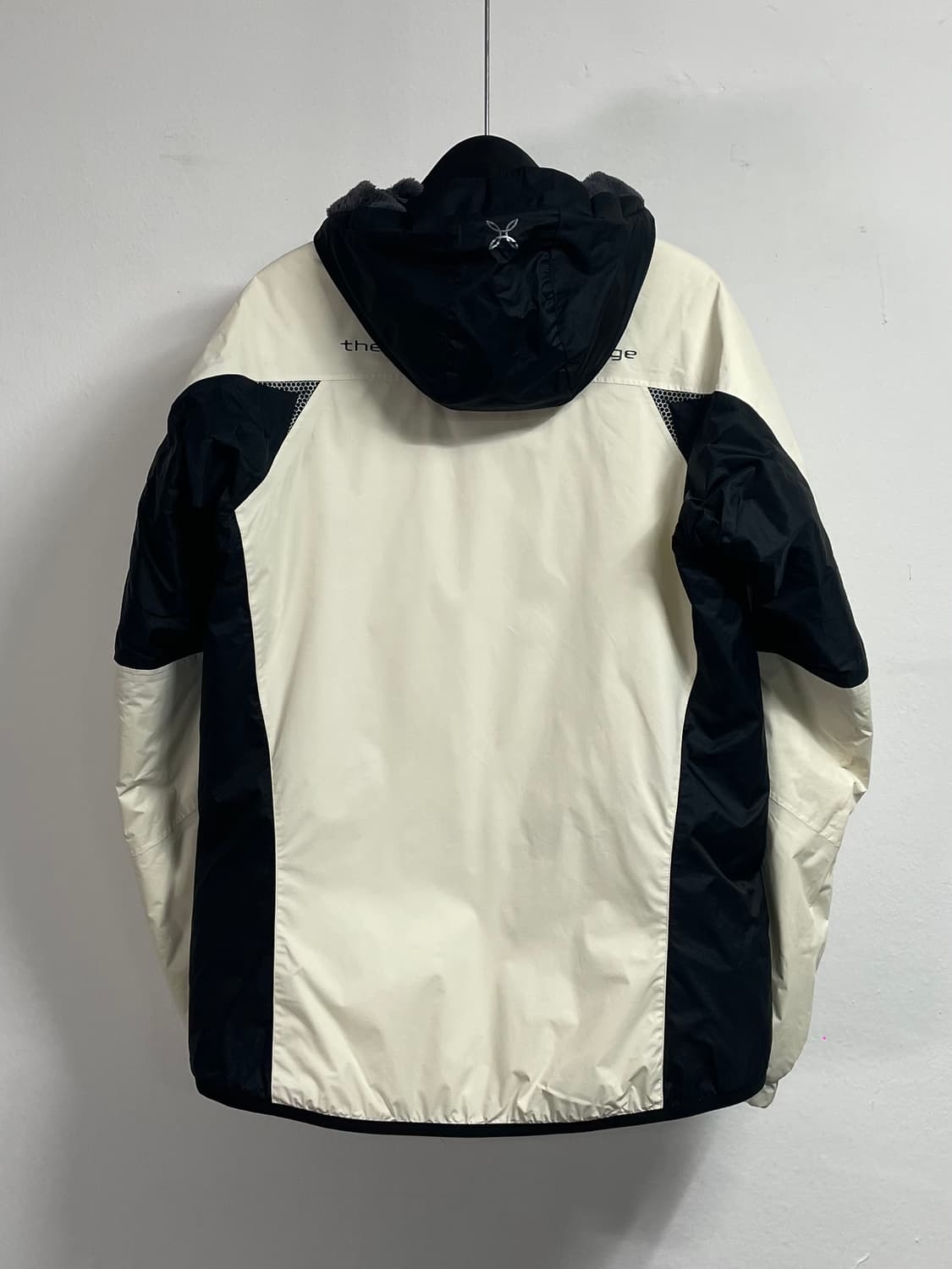 몬츄라 네비스2 바람막이 자켓  (on.95) 상품이미지3