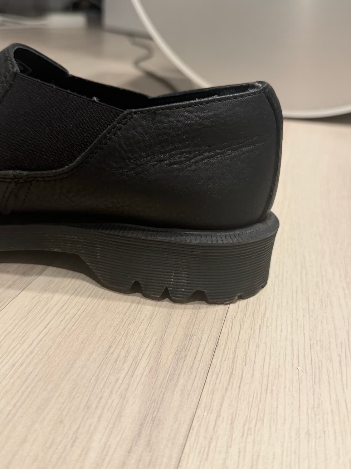 닥터마틴 깔끔한 단화 상품이미지3