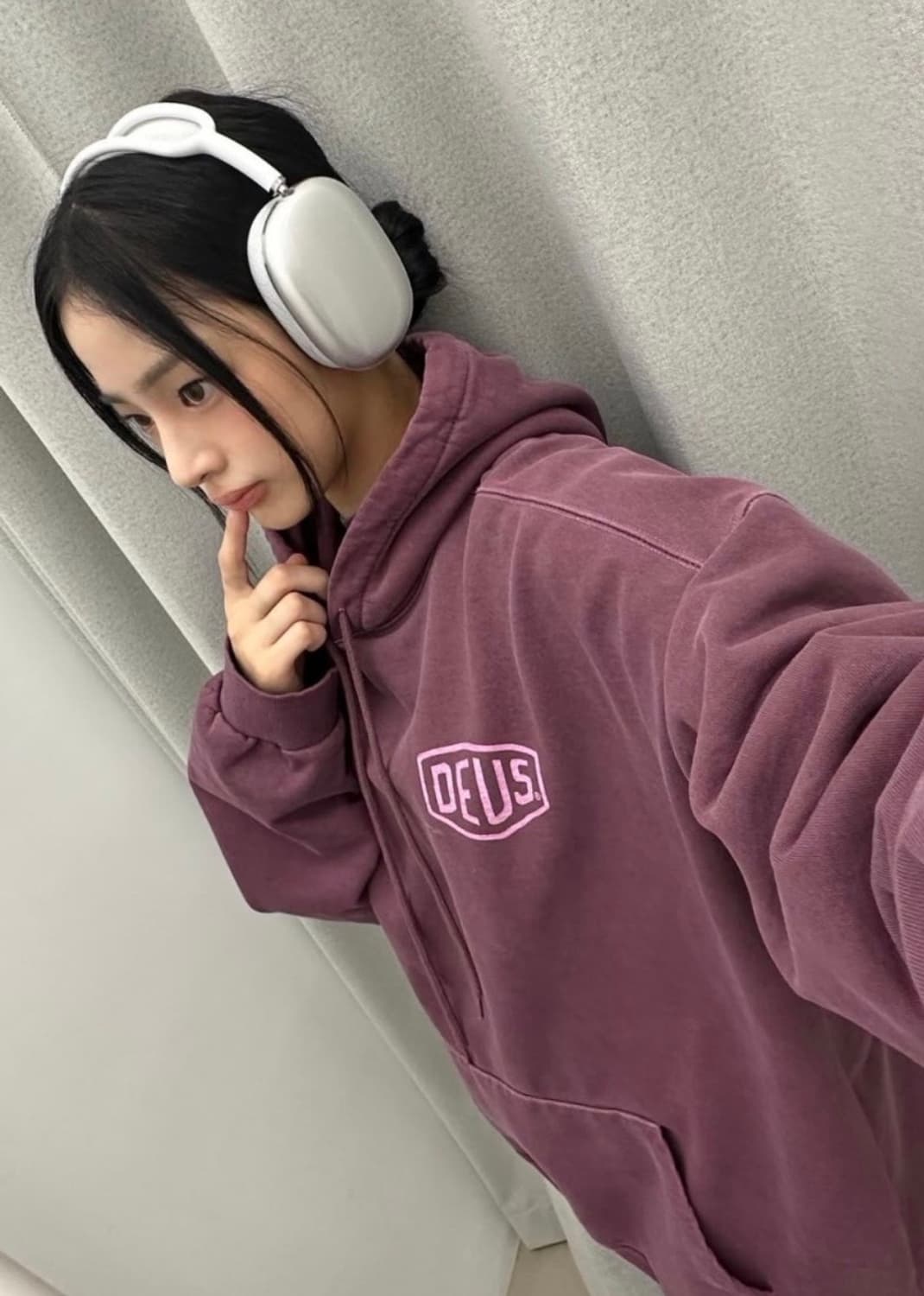 데우스 피그먼트 후드티 다크 플럼 L 상품이미지1