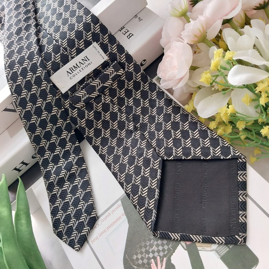 아르마니 꼴레지오니 실크 헤링본 넥타이 9.9cm A+등급 K1264
 상품이미지4