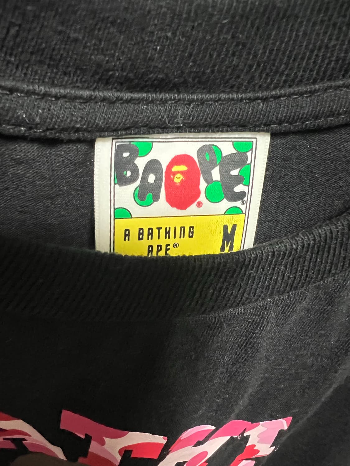 베이프 ABC 카모 컬리지 마일로 반팔 티셔츠 블랙 핑크 상품이미지3