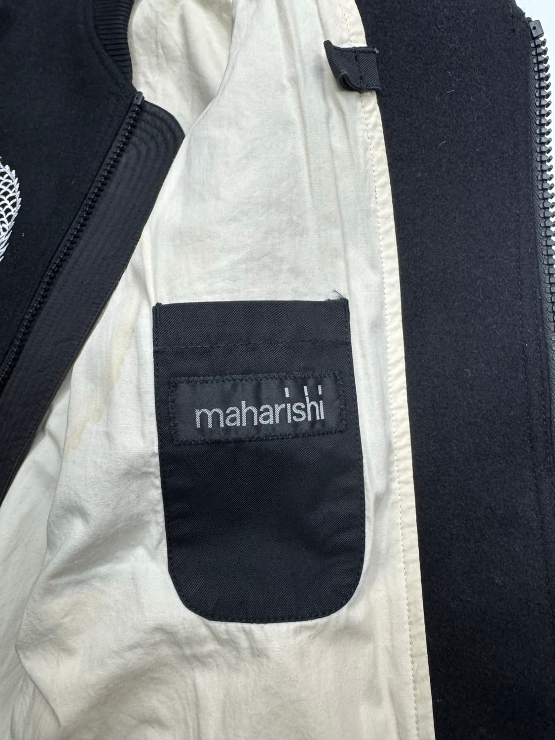 마하리시 자수봄버 S 블랙 상품이미지9