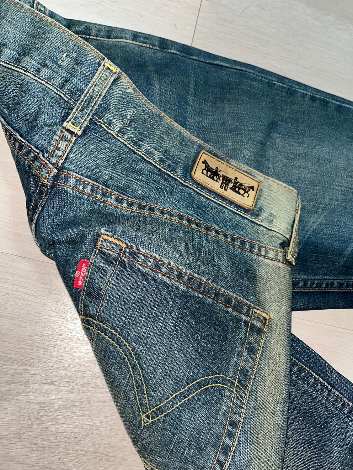 리바이스 리페어 부츠컷 데님 팬츠 517 상품이미지3