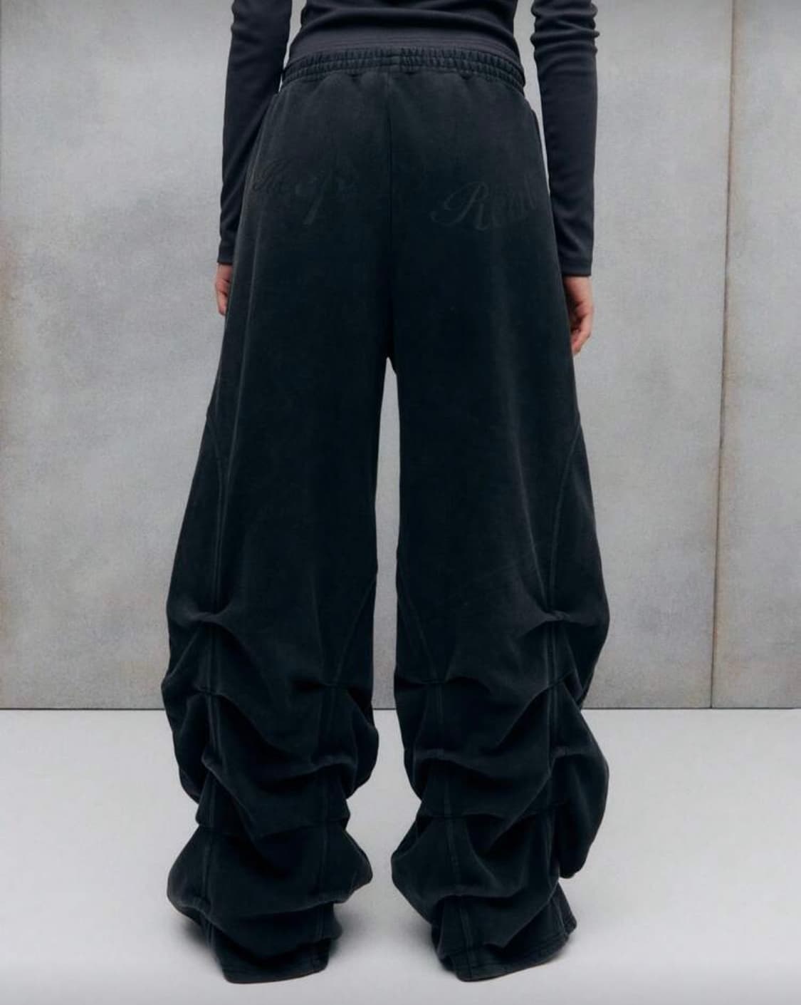 셔링 트레이닝 팬츠  상품이미지2