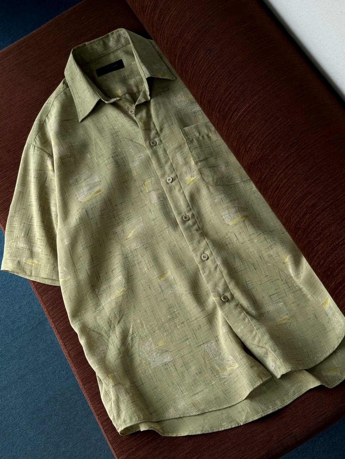 Sheer fabric design pattern H/S shirt 상품이미지4