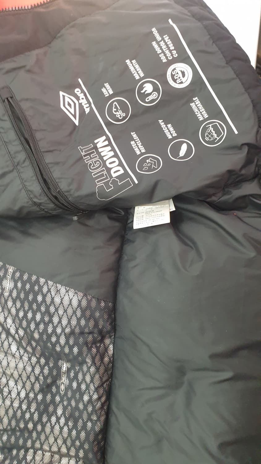 엄브로 블랙 숏패딩 90 사이즈 상품이미지7