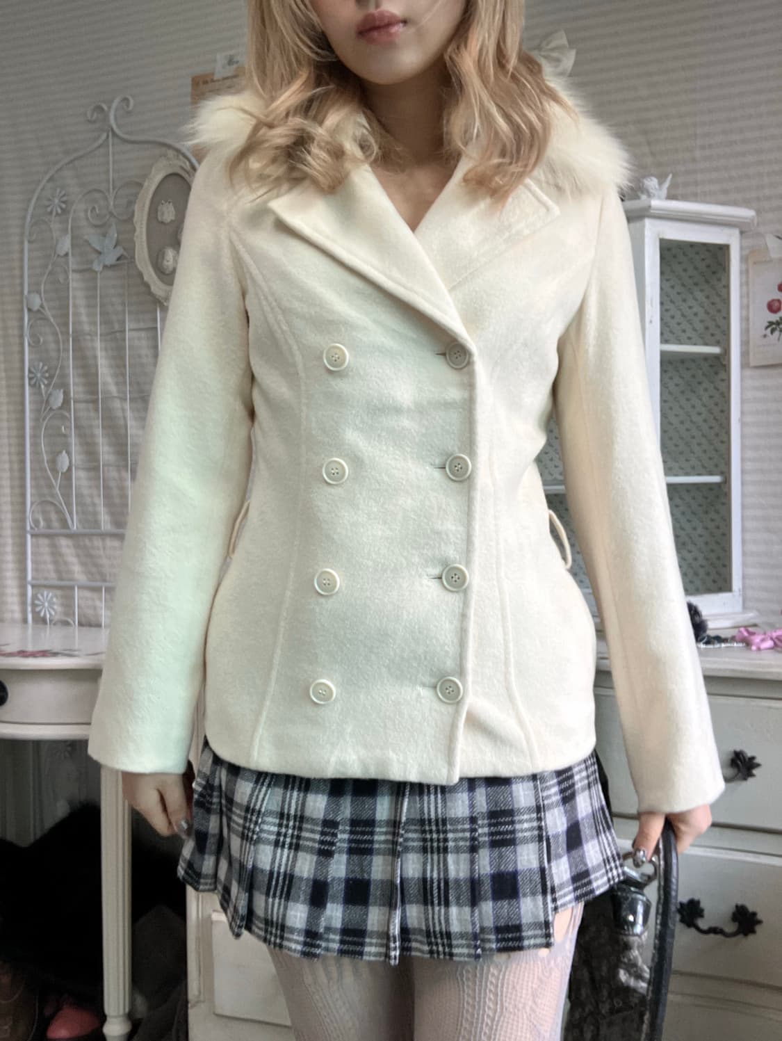 CECIL McBEE 화이트 퍼 코트 상품이미지4