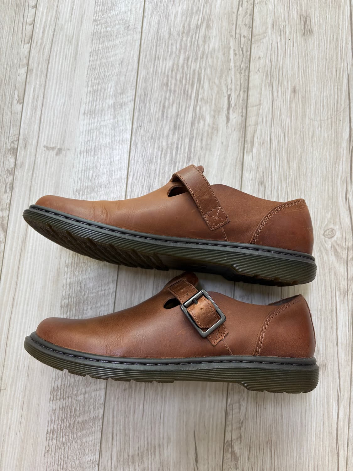 닥터마틴 패트리샤 브라운 250 상품이미지2