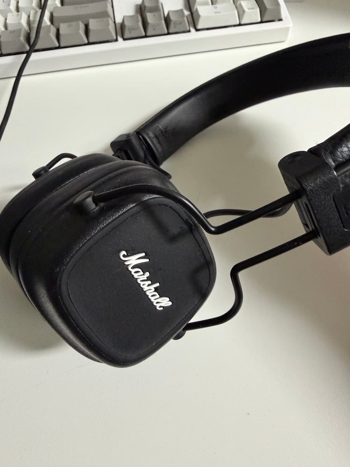 마샬 메이저 4 헤드셋 판매합니다 상품이미지1