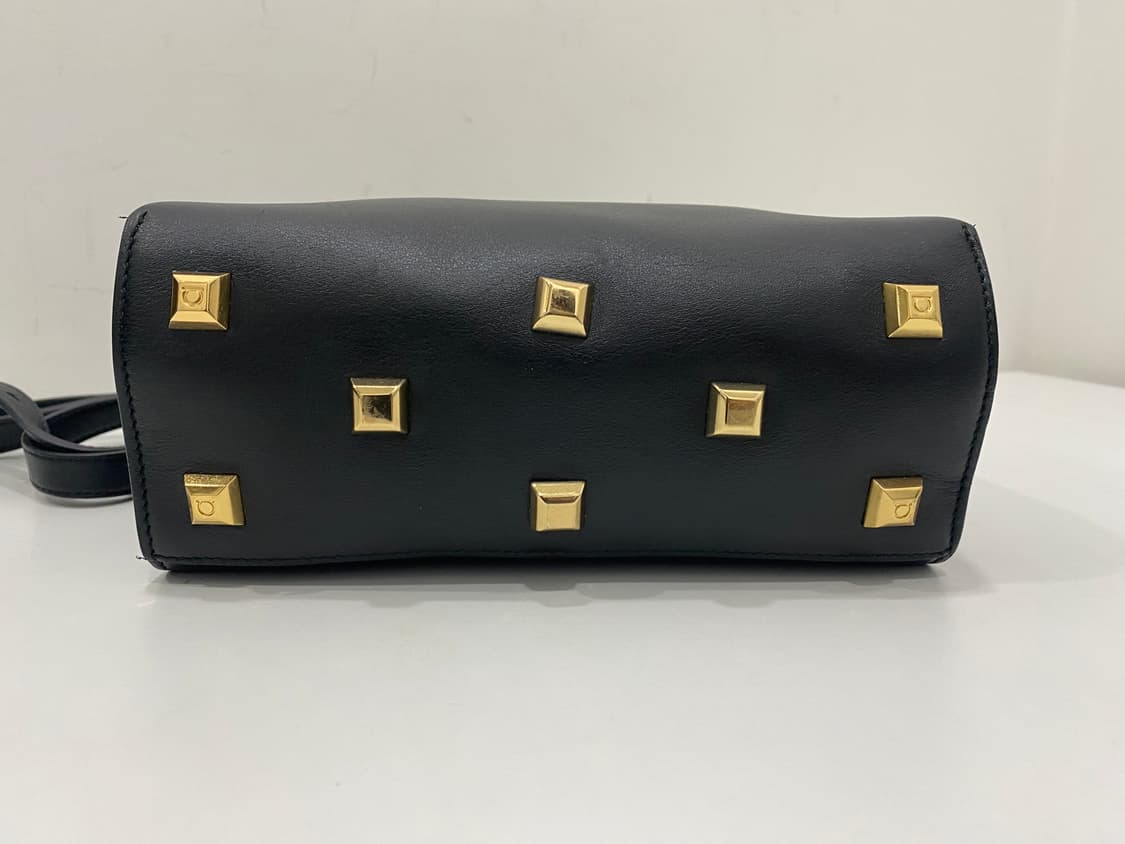 페라가모 스몰 스튜디오백 블랙 상품이미지9