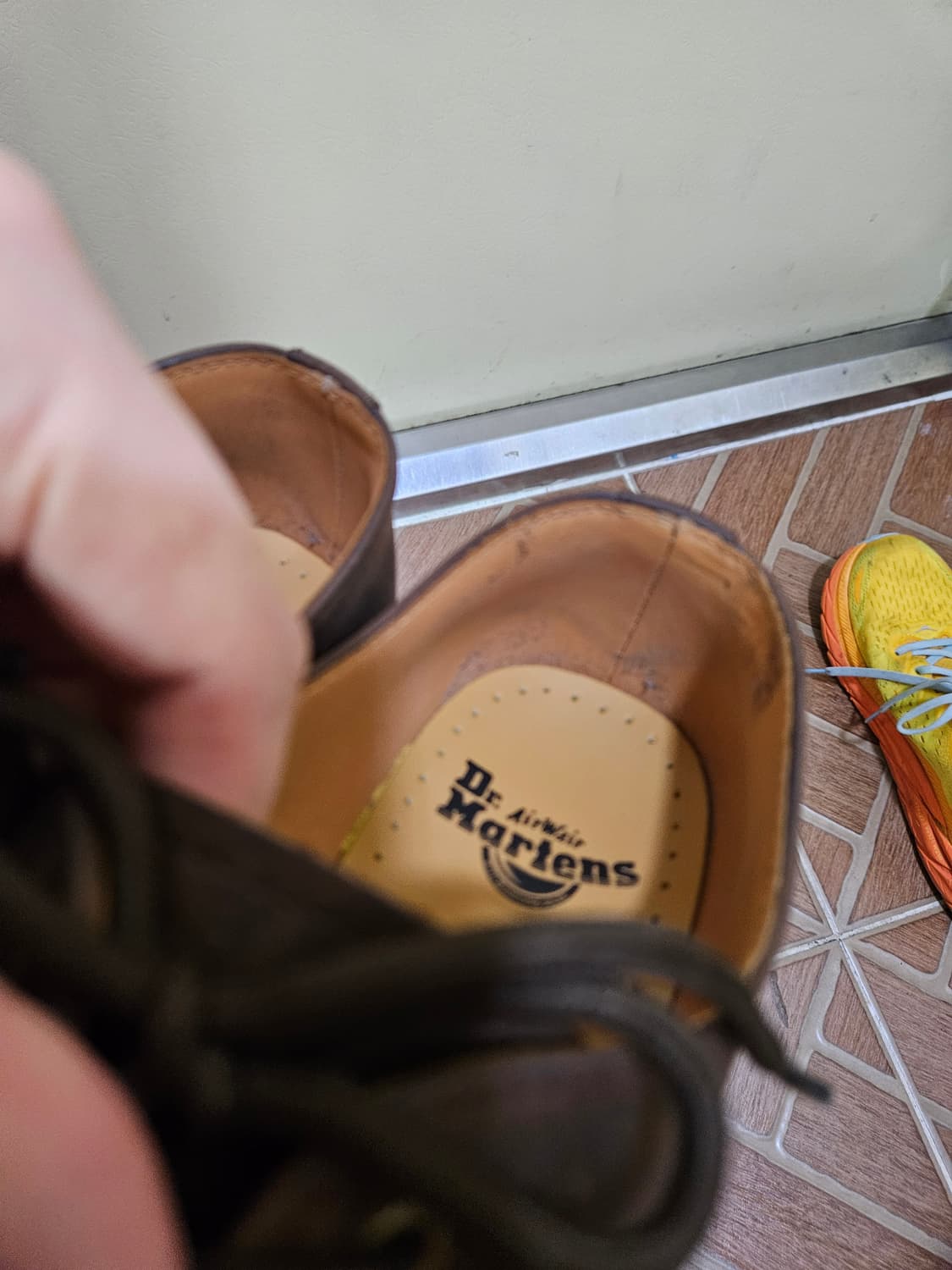 닥터마틴 1461 3홀 크레이지 호스 브라운 상품이미지2