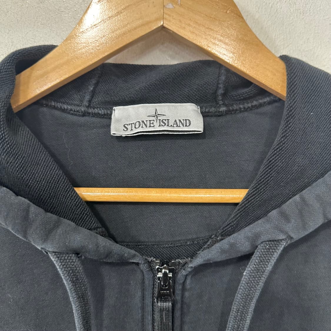 스톤아일랜드 후드집업  상품이미지2