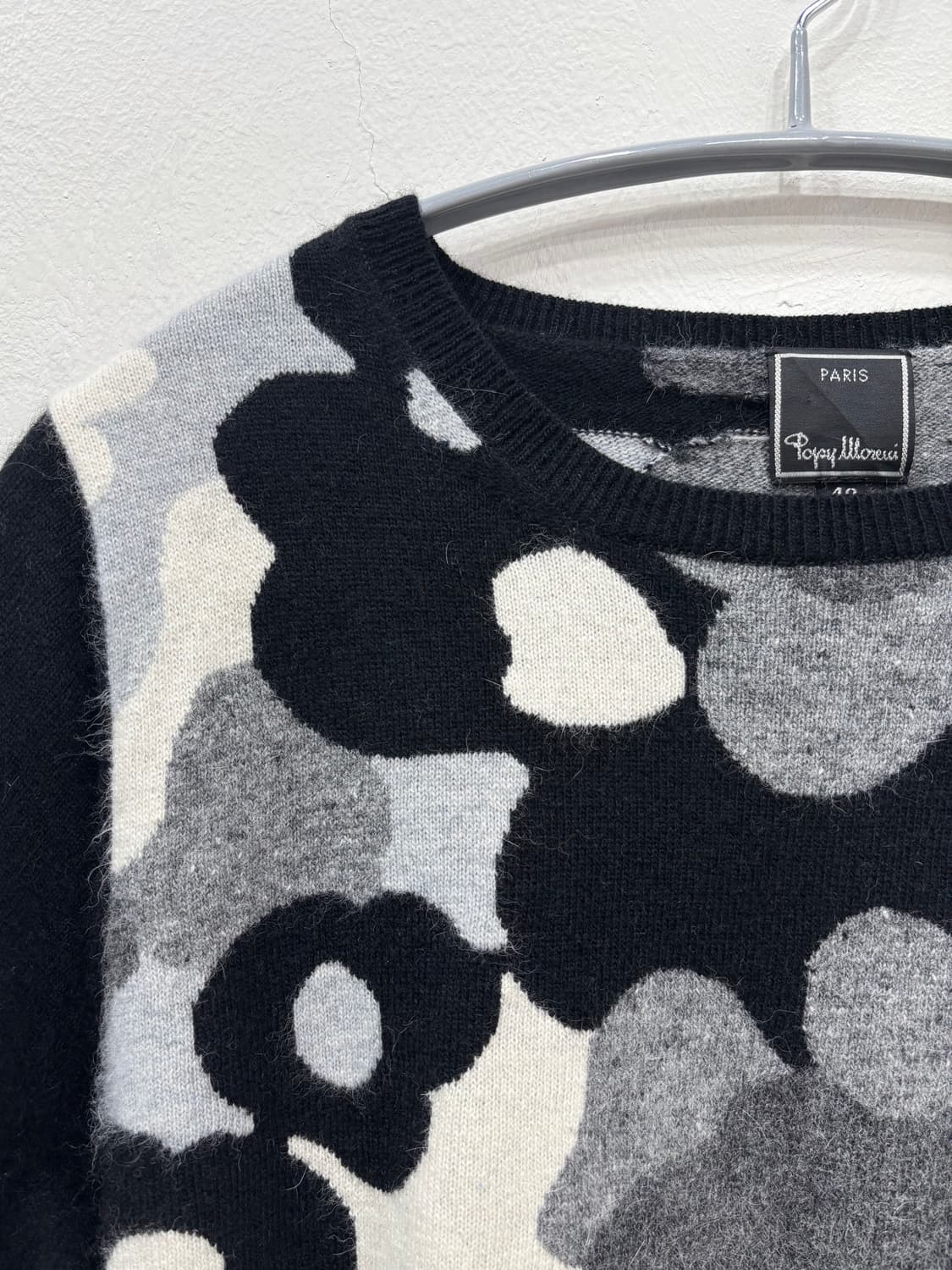 Perry Montclair 패턴 반팔니트 상품이미지2