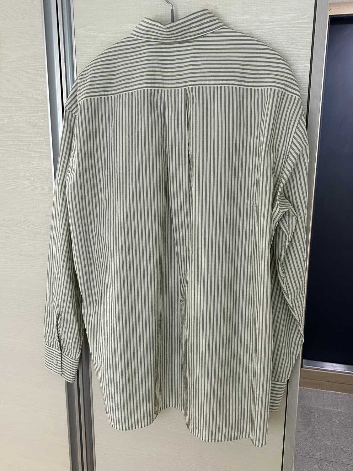 Cristaseya Green Striped Shirt 상품이미지2