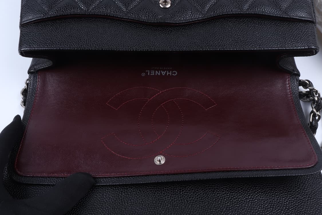 샤넬 클래식 캐비어 블랙 라지 은장 A58600 상품이미지9