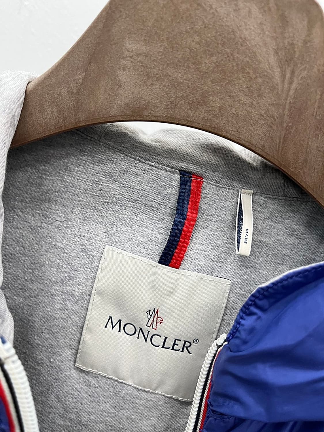 여) 몽클레어 후드 바람막이자켓  상품이미지7