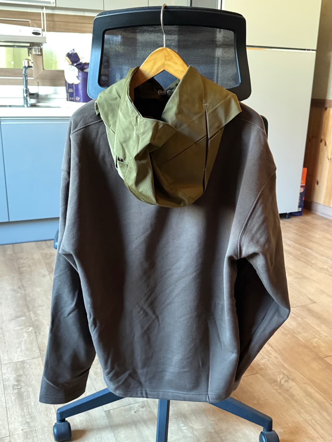 강정석 broken umbrella japan 후드 상품이미지3