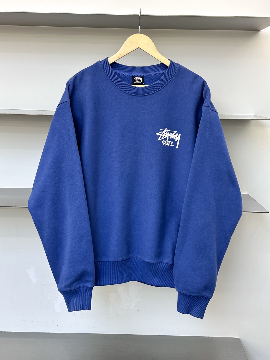 스투시 서울 빅 스탁 로고 크루넥 상품이미지2