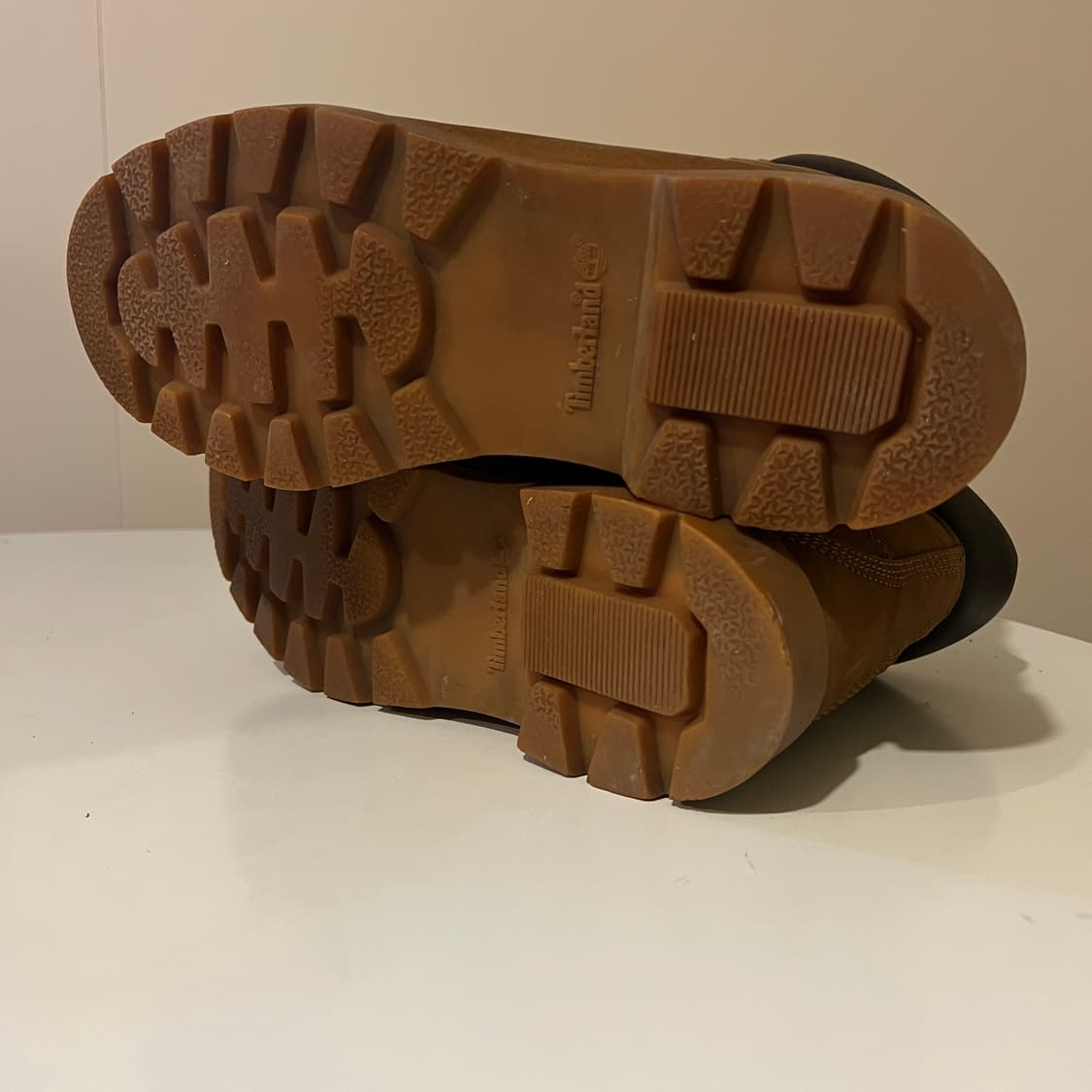 팀버랜드 6인치 베이직 러스틱 오리지널 부츠 상품이미지6