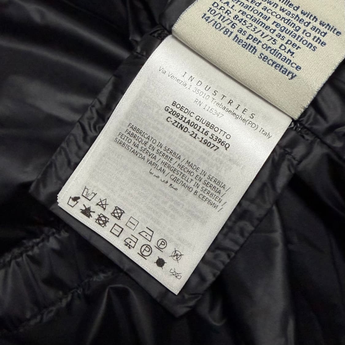 [블랙 00/새상품급] 몽클레어 보에딕 여성패딩 블랙 폭스퍼 풀구성 상품이미지6