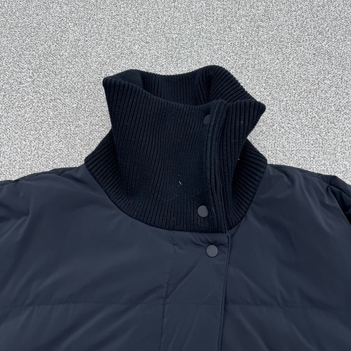 띠어리 패딩  상품이미지5