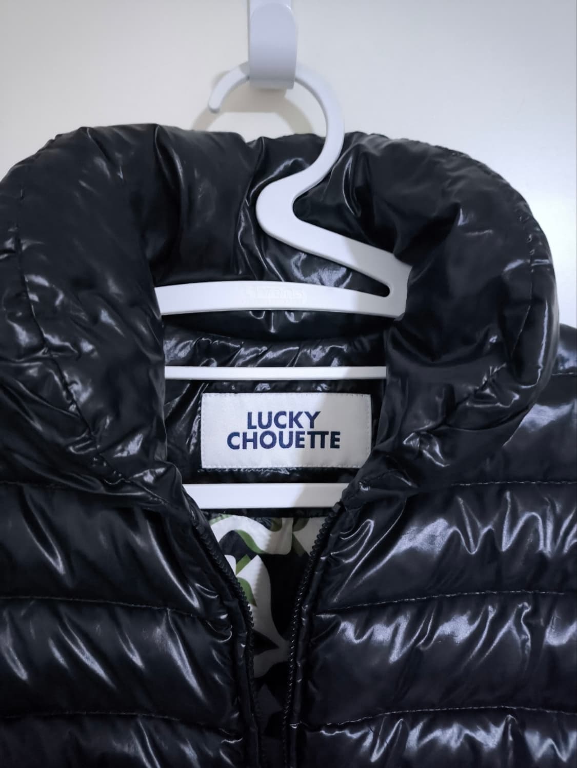 36 럭키슈에뜨 글로시 푸퍼 유광 숏패딩 상품이미지2