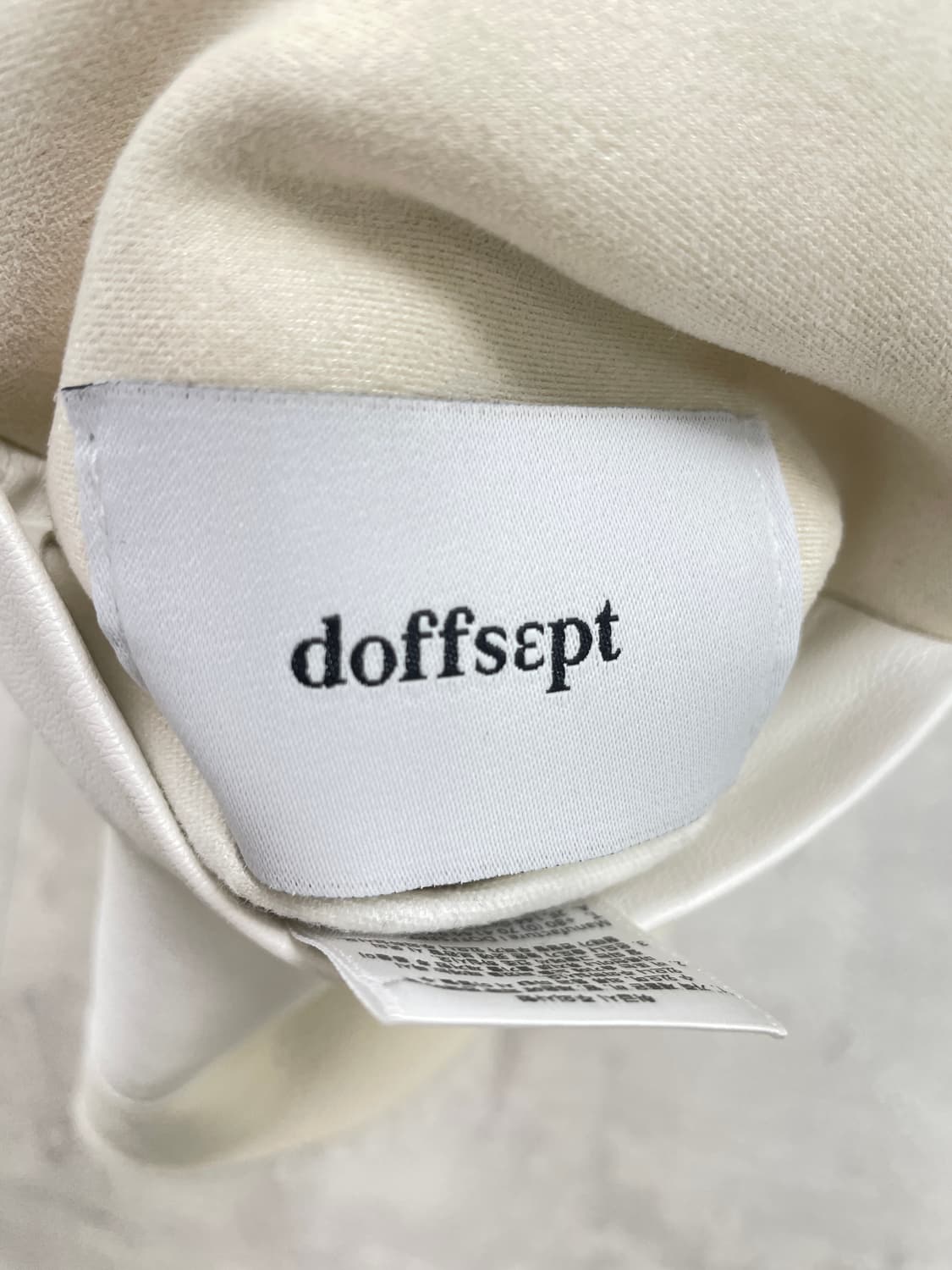 도프셉(doffsept) 리버시블 에코 퍼 무스탕 자켓 상품이미지8