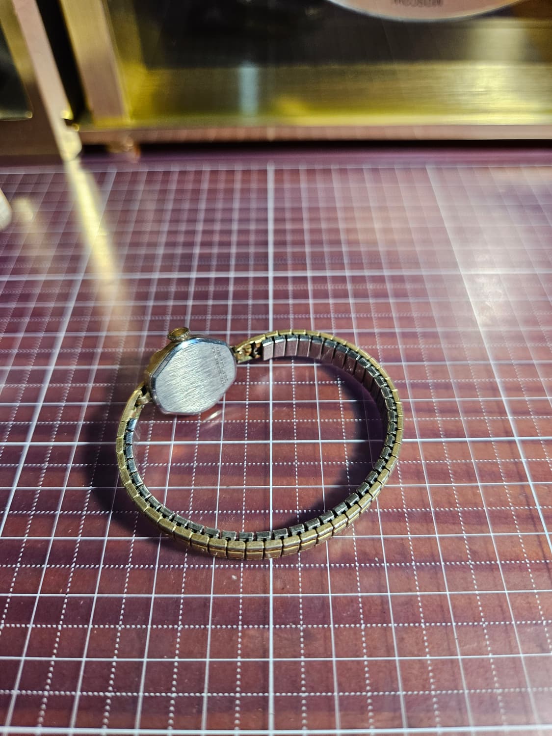 카라빌by 부로바 금장 수동 핸드와인딩 시계 판매합니다 상품이미지5