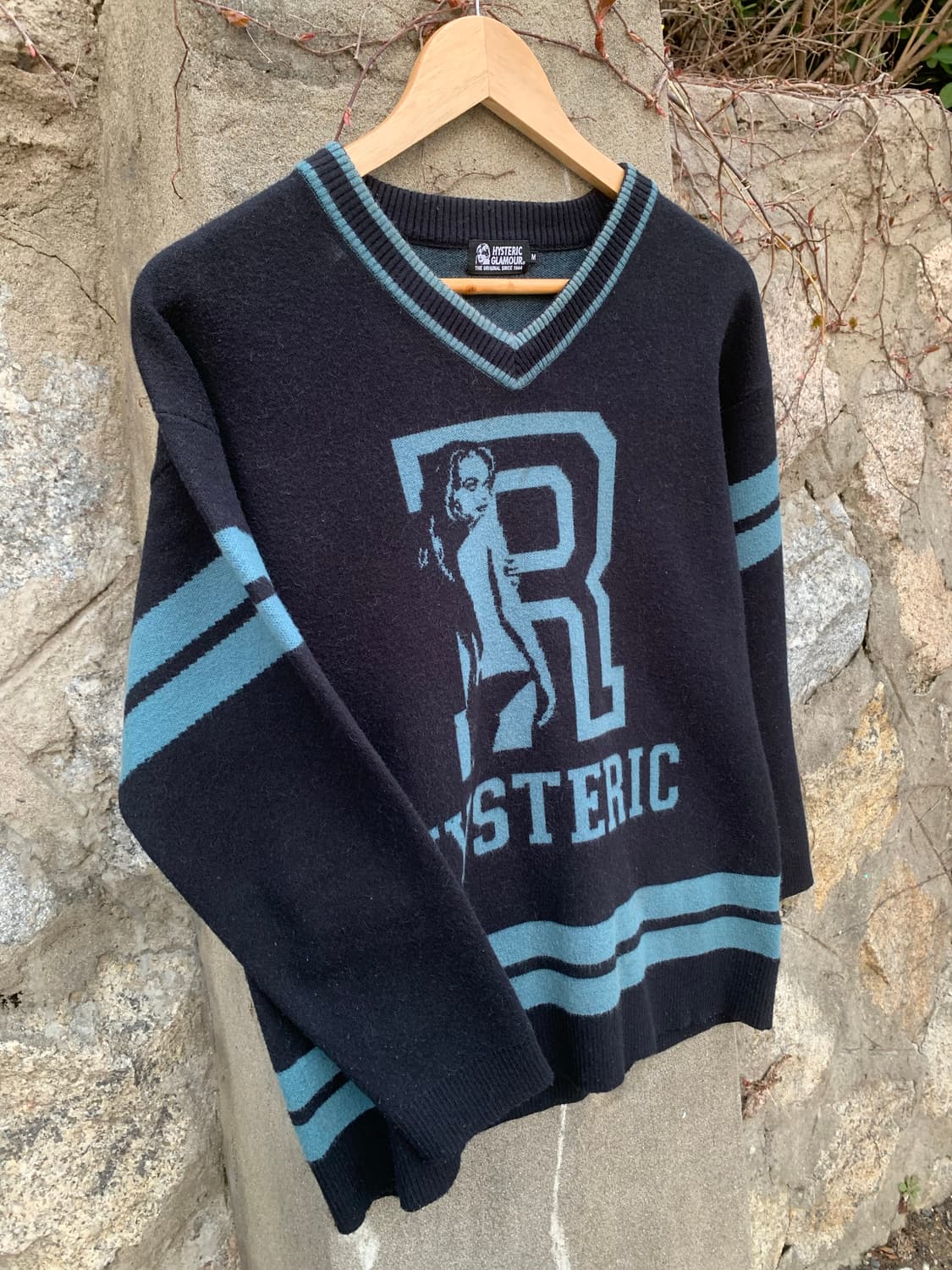 히스테릭 글래머 브이넥 니트 상품이미지4