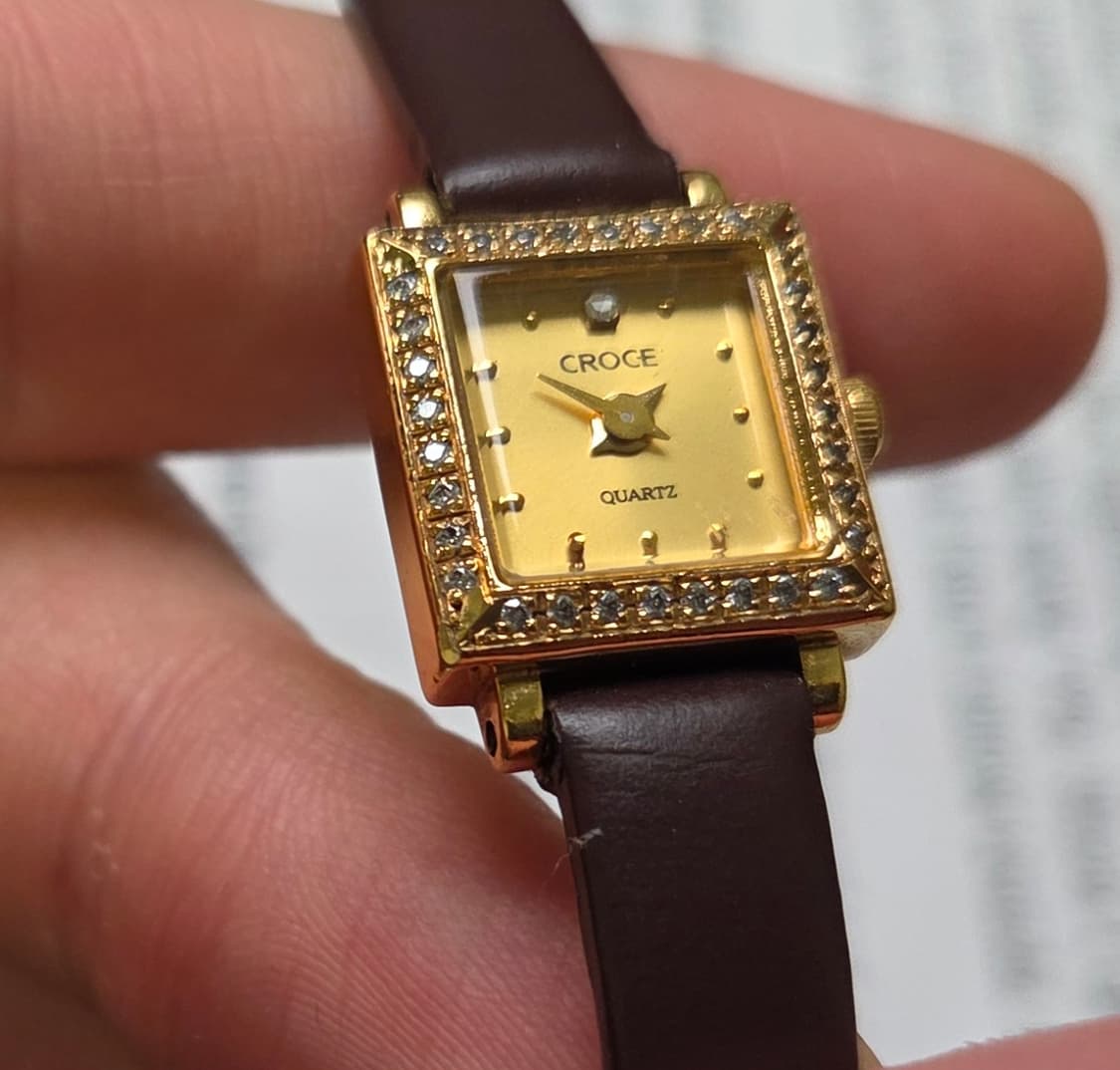 빈티지 크로체(CROCE) 미니탱크 골드다이얼 쿼츠 여성용 
 상품이미지5
