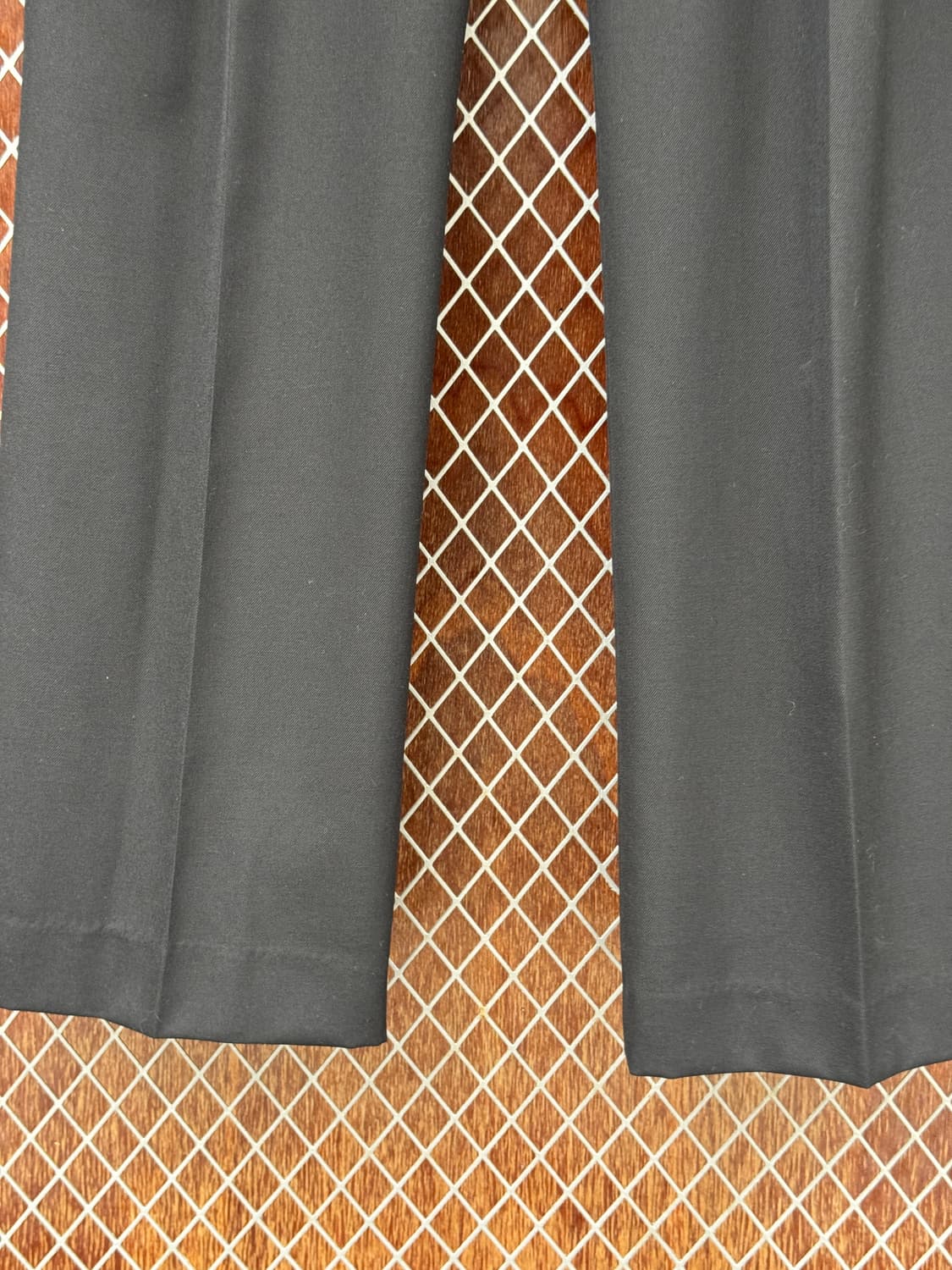 인사일런스 벨티드 투턱 부츠컷 슬랙스 31 상품이미지3